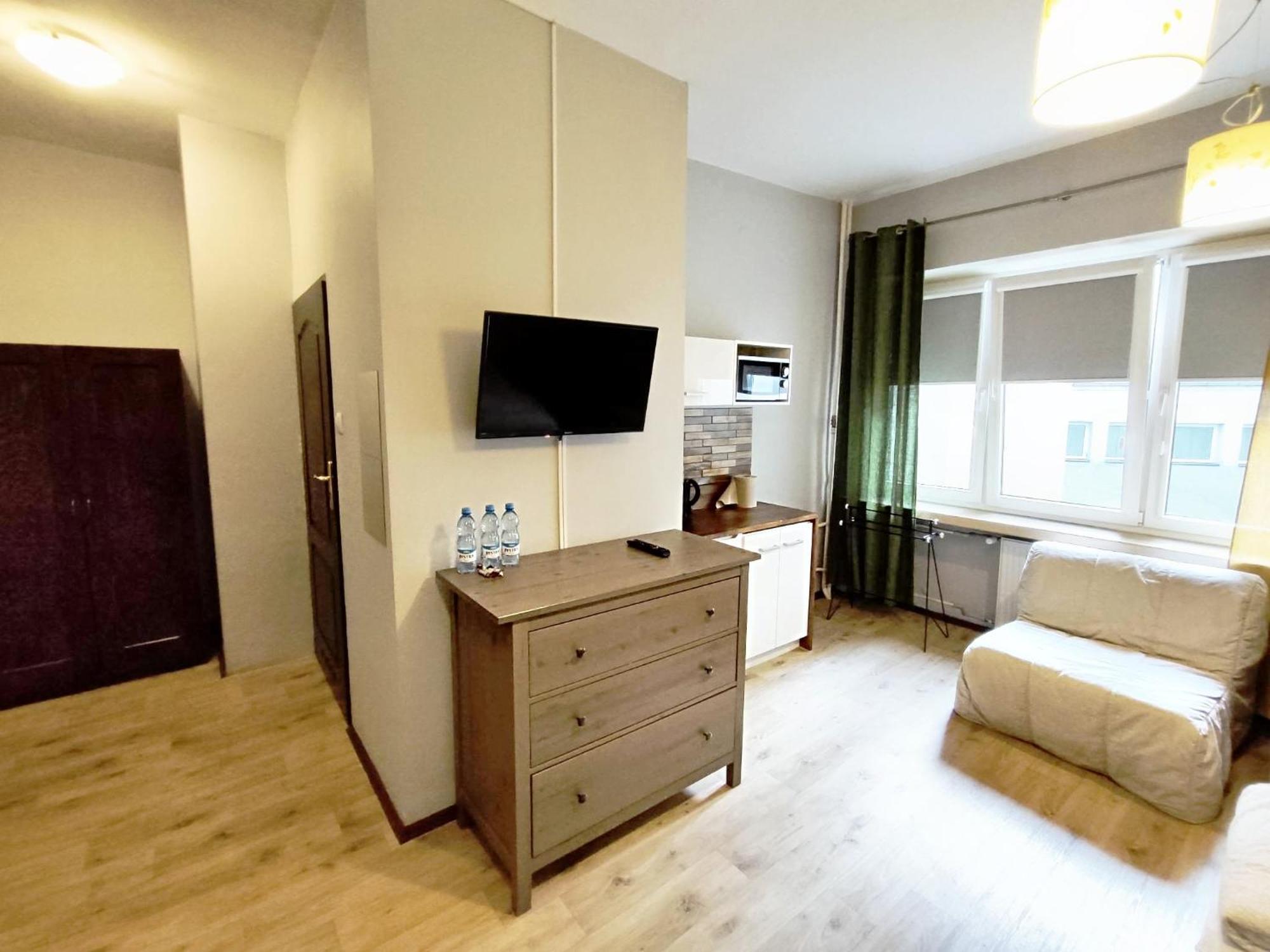 Hostel Helvetia - Private Rooms In City Center And Old Town Varsovie Extérieur photo